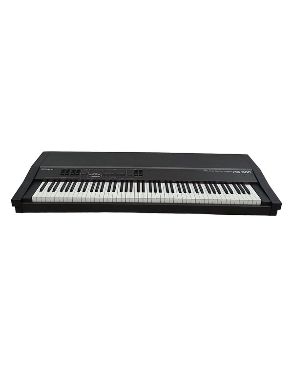 Roland RD-300 - Digital Piano - Black - Excellent w/ Hard Case