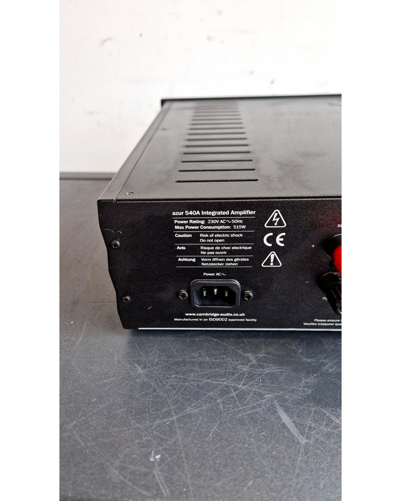 Cambridge Audio Azur 540A - Hi-Fi Amplifier - Black - Excellent w/ remote_control & Manuals - image 15