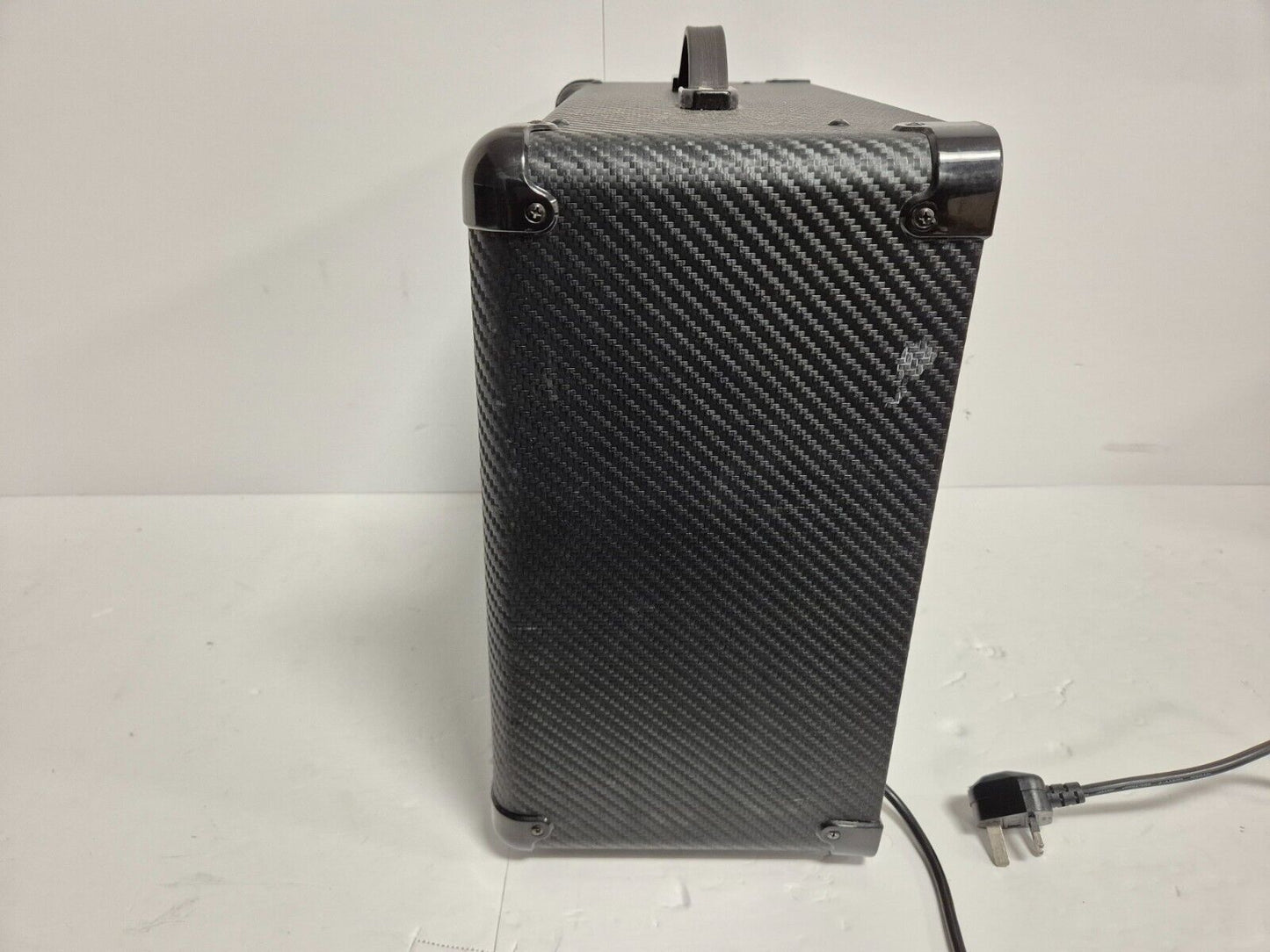 Marshall MG Carbon Fiber MG30CFX 2-Channel 30-Watt Solid State Guitar Amplifier