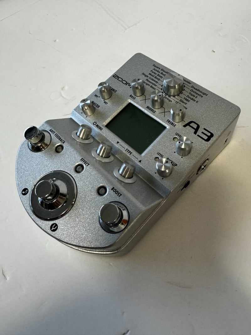 Zoom A3 Pre-Amp & Effects Pedal for Acoustic Guitar With US Power Supply - image 4