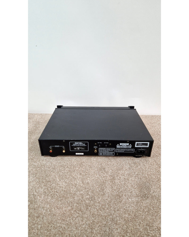 Rotel RCD-1072 - CD Player - Good w/ remote - image 10