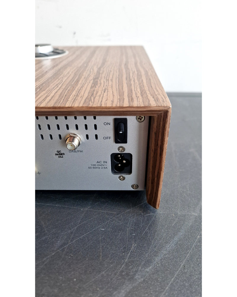 Ruark R610 - Hi-Fi - Walnut - Like New w/ Original Box & Soft Case - image 16
