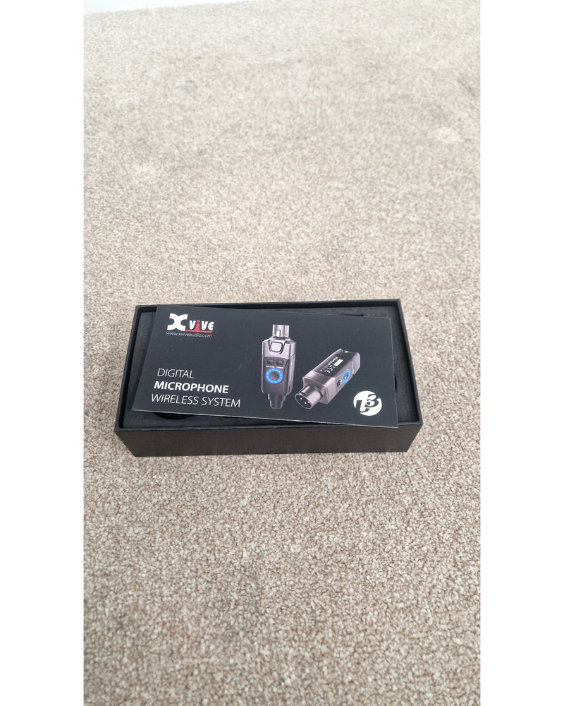 Xvive U2 - Microphone System - Like New w/ Original Box & Manuals - image 3