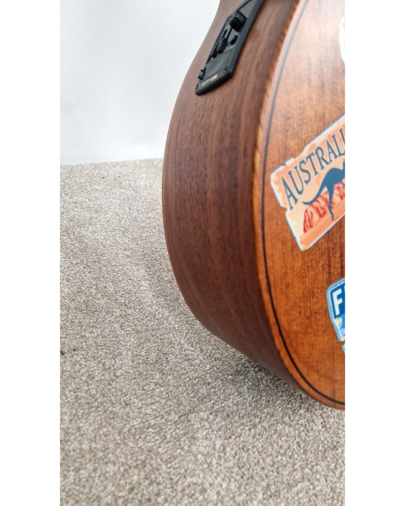 Lag Escapade-GTE - Electro-Acoustic Guitar - Like New w/ Soft Case - image 10