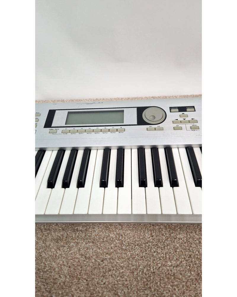 Korg Triton Le 73 (+ sampling board) - Synthesizer Keyboards - Good w/ Power Supply - image 5