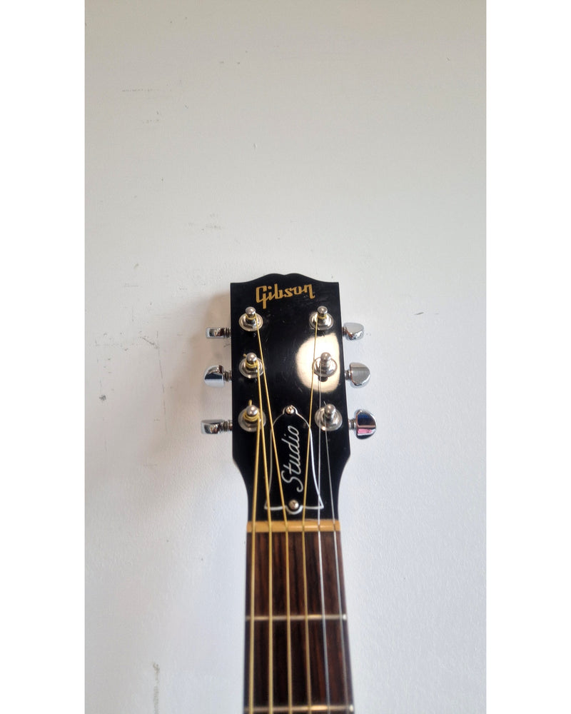 Gibson L-00 Studio - Acoustic Guitar - Natural - Like New w/ Hard Case - image 7