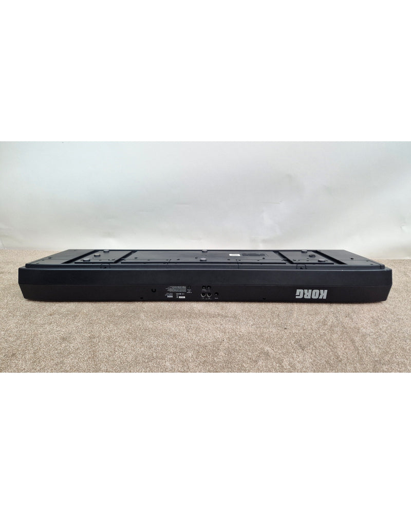 Korg SP-250 - Digital Piano - Excellent w/ Soft Case & Power Supply - image 11