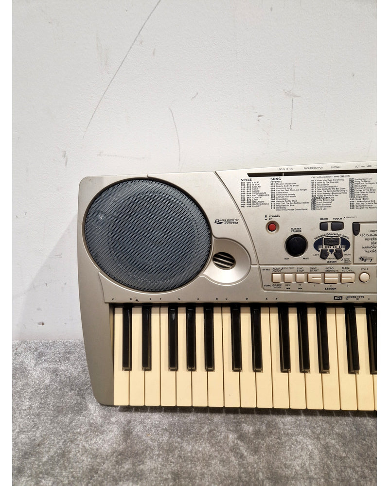 Yamaha EZ-30 - Electronic Keyboard - Silver/White - Spares or Repair - image 8