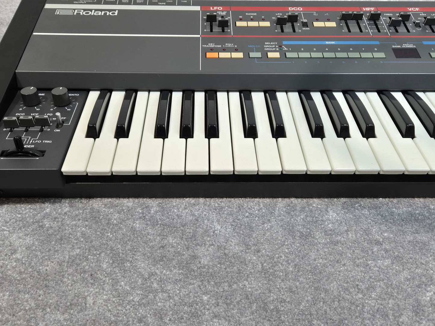 Roland Juno-106 61 Key Programmable Polyphonic Analog Synthesiser