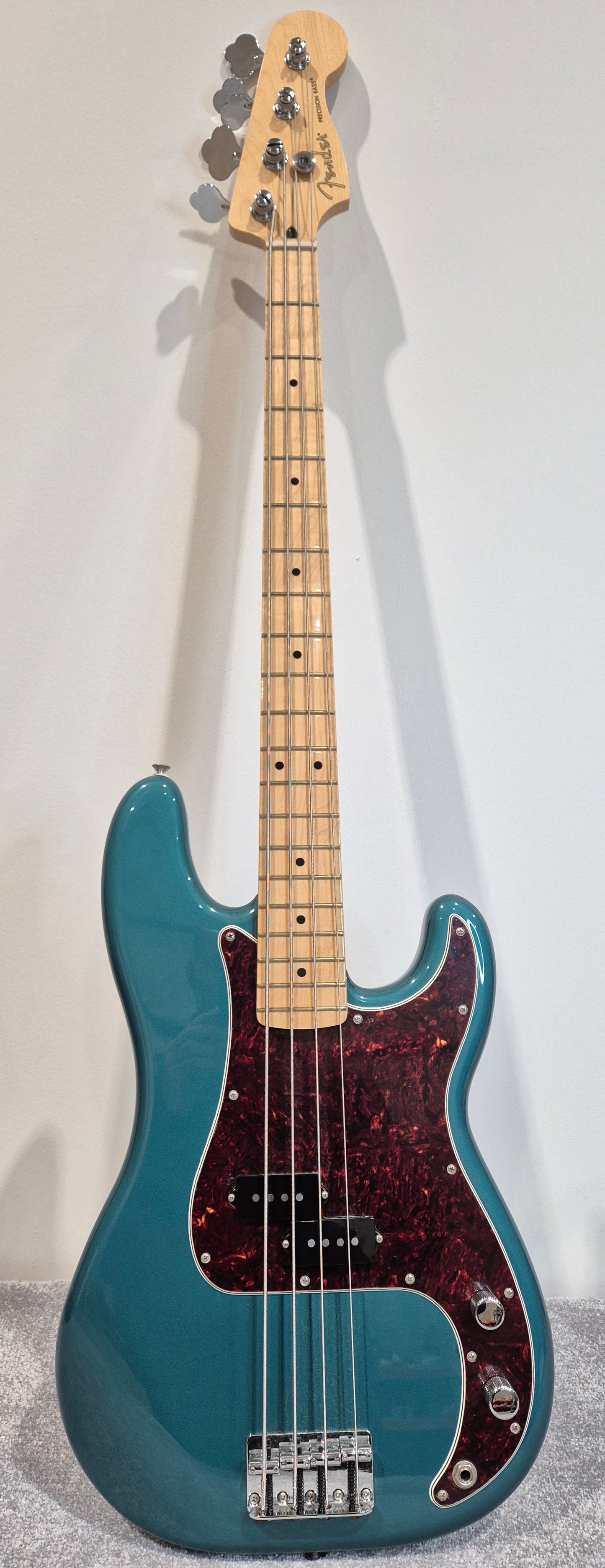 Fender Mexican Precision Bass - Ocean Turquoise - Electric Bass Guitar With Gator Hard Case