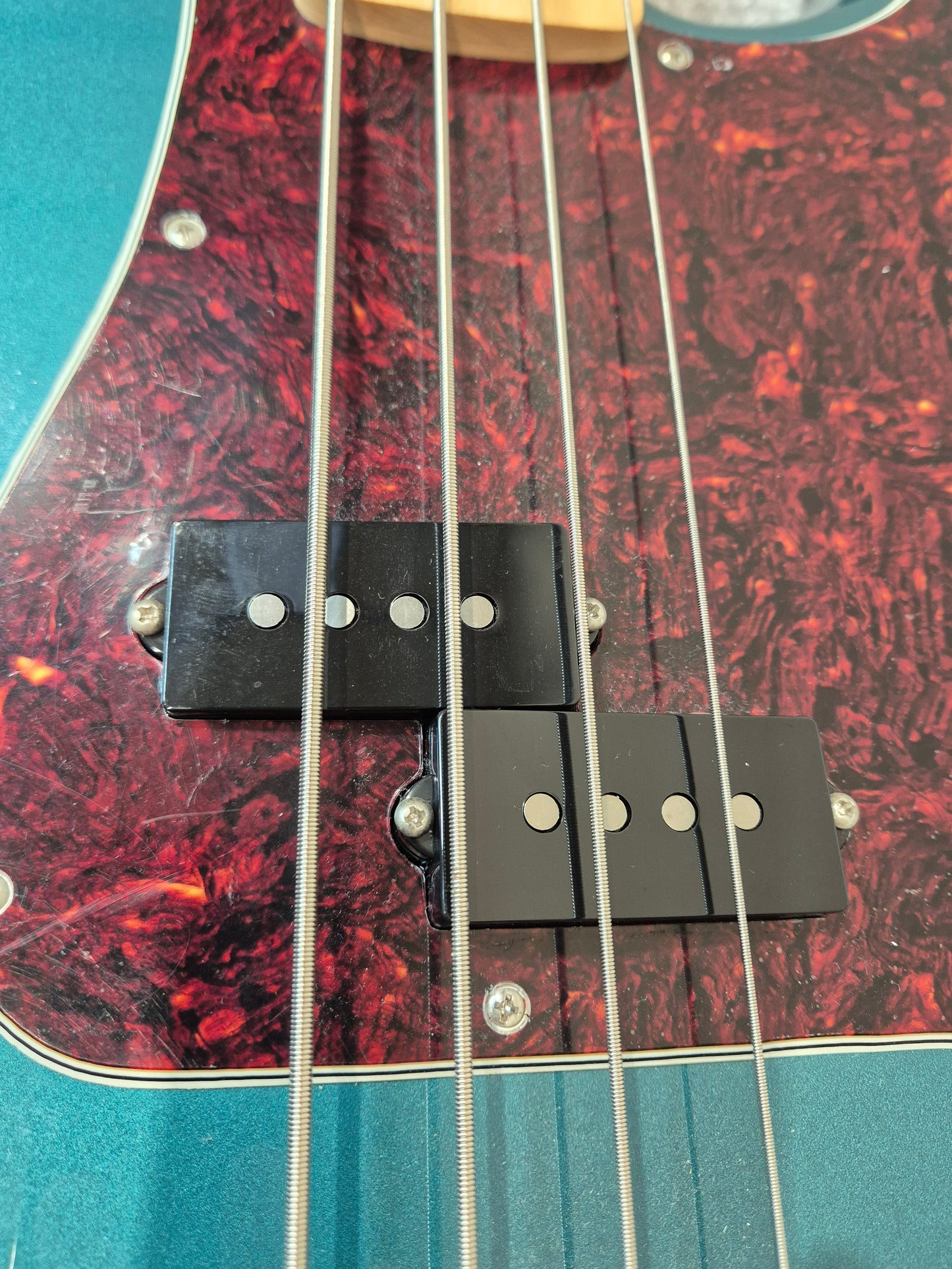 Fender Mexican Precision Bass - Ocean Turquoise - Electric Bass Guitar With Gator Hard Case