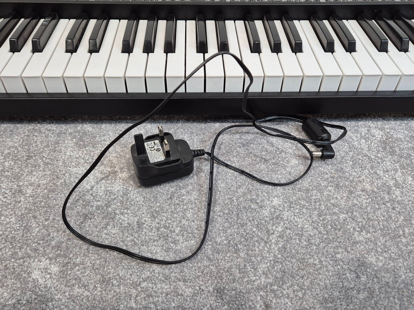 MYLEK MY61KB2 - 61 Key Electronic Keyboard - Black