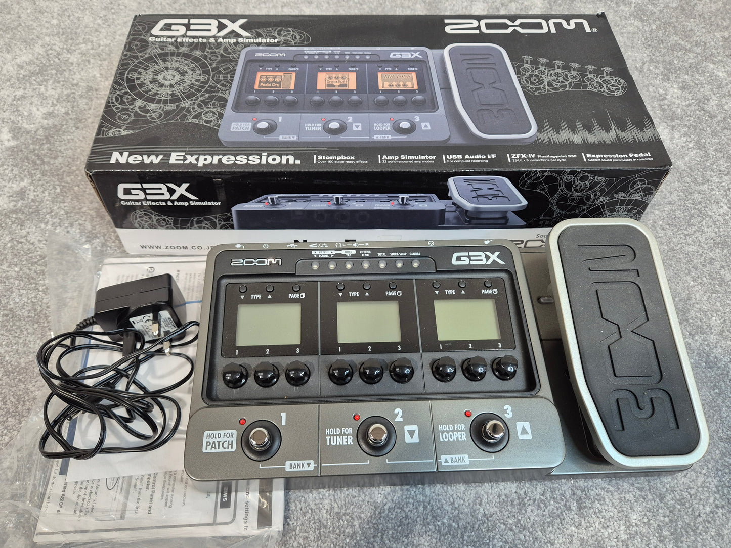 Zoom G3X - Multi-Effects Guitar Pedal - Original Box + Power Adapter
