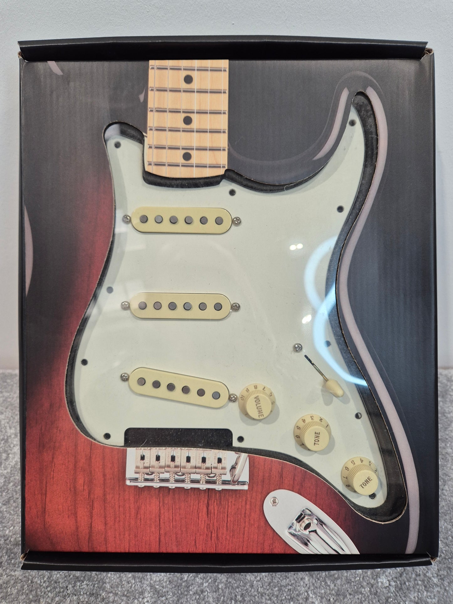 Genuine Fender Pre Wired Stratocaster Loaded Pickguard - White