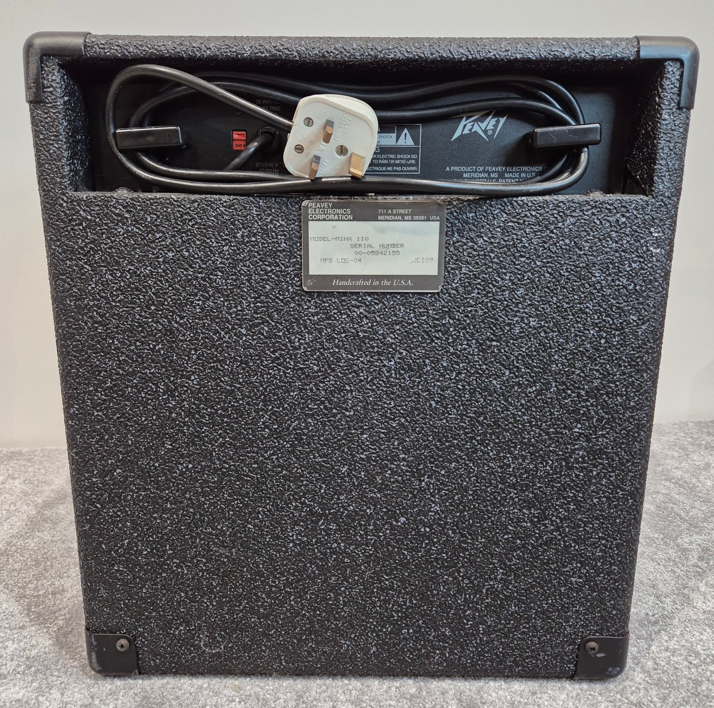 Peavey Minx 110 - 35 watt Bass Combo Amplifier - Black