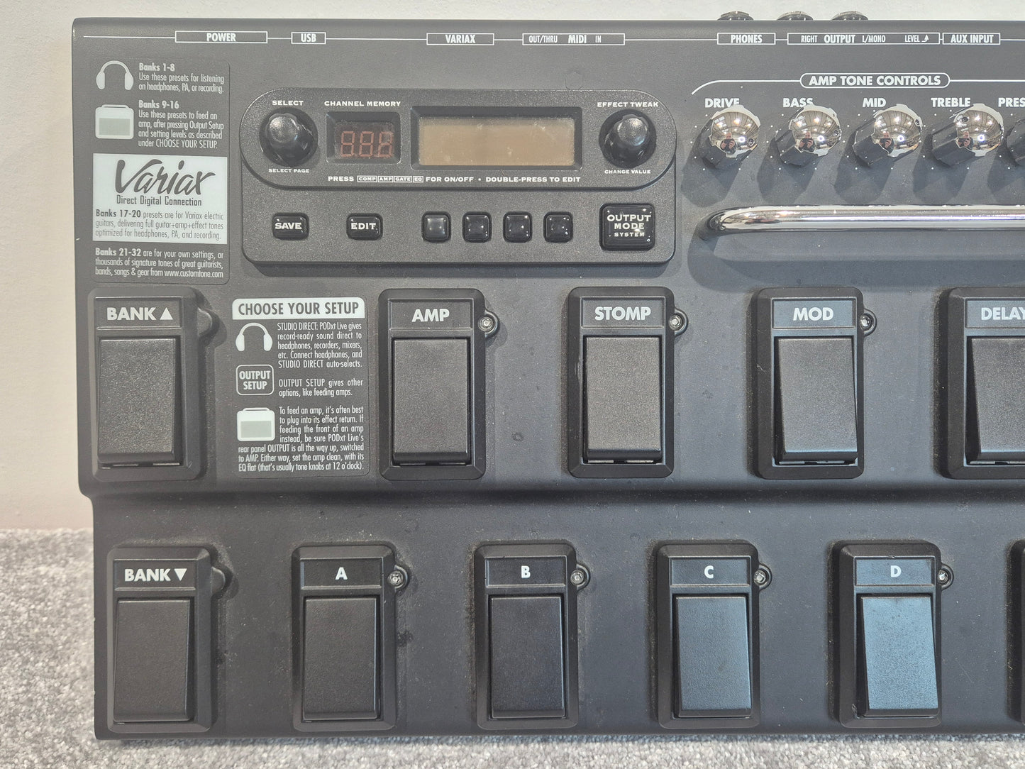 Line 6 POD XT Live - Multi-Effect and Amp Modeler Pedalboard With Soft bag