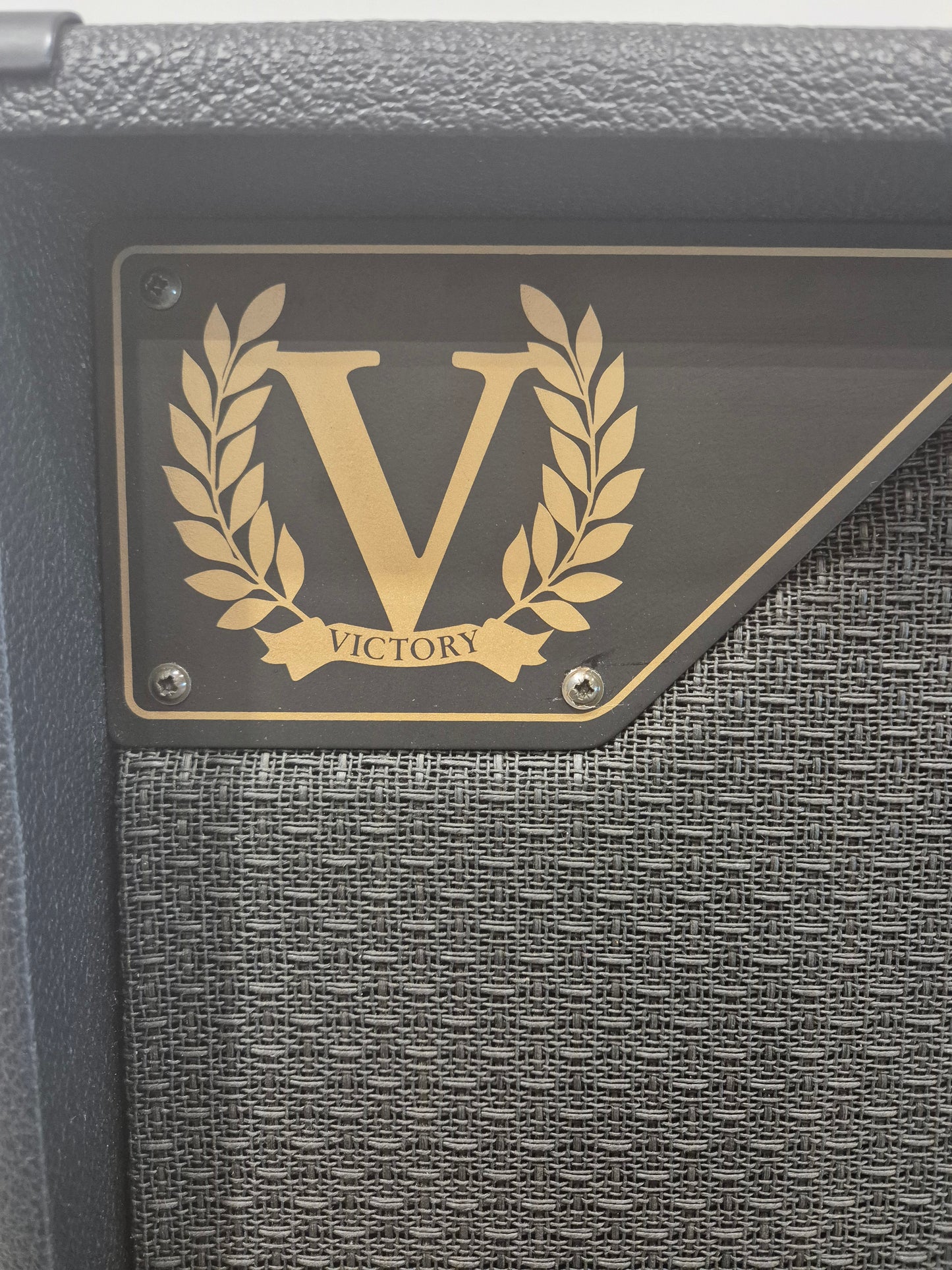 Victory V212-VH Cabinet - 2 x 12-Inch Speaker Cabinet - Black