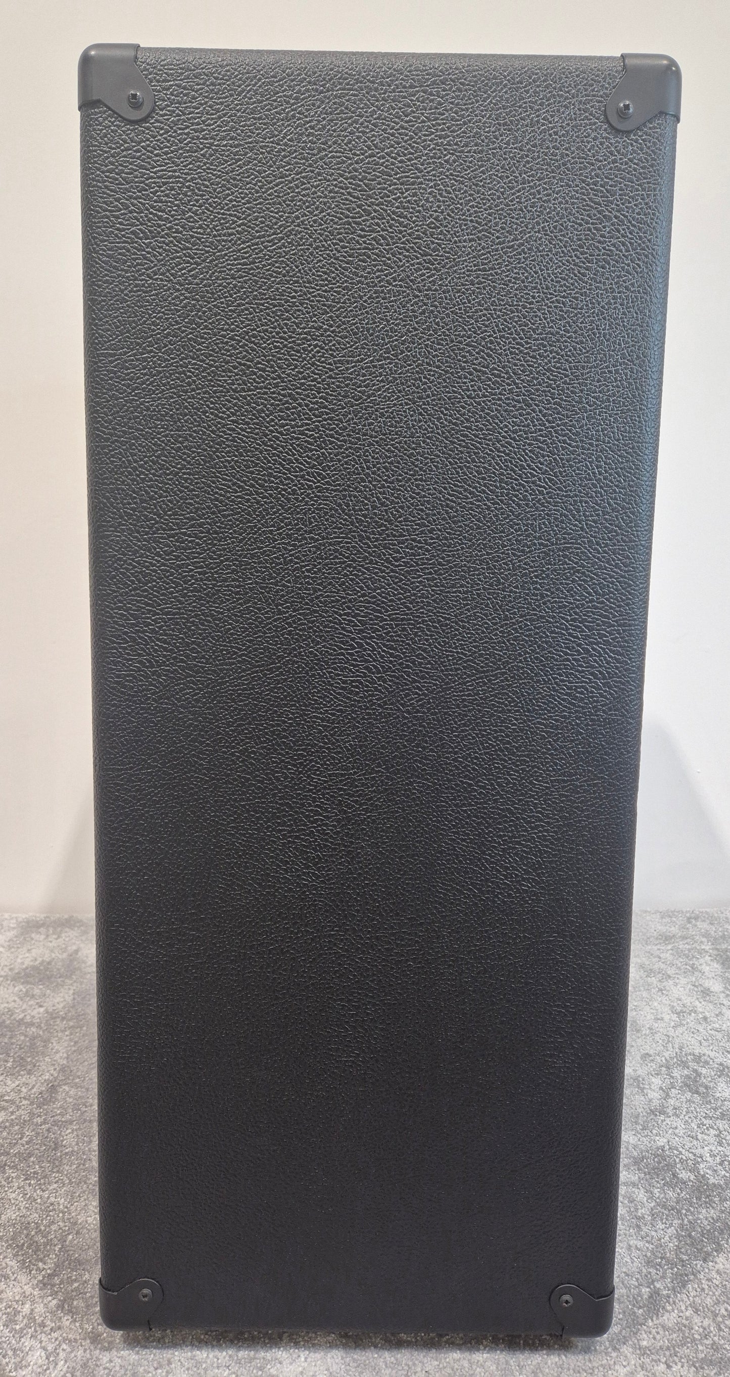 Victory V212-VH Cabinet - 2 x 12-Inch Speaker Cabinet - Black
