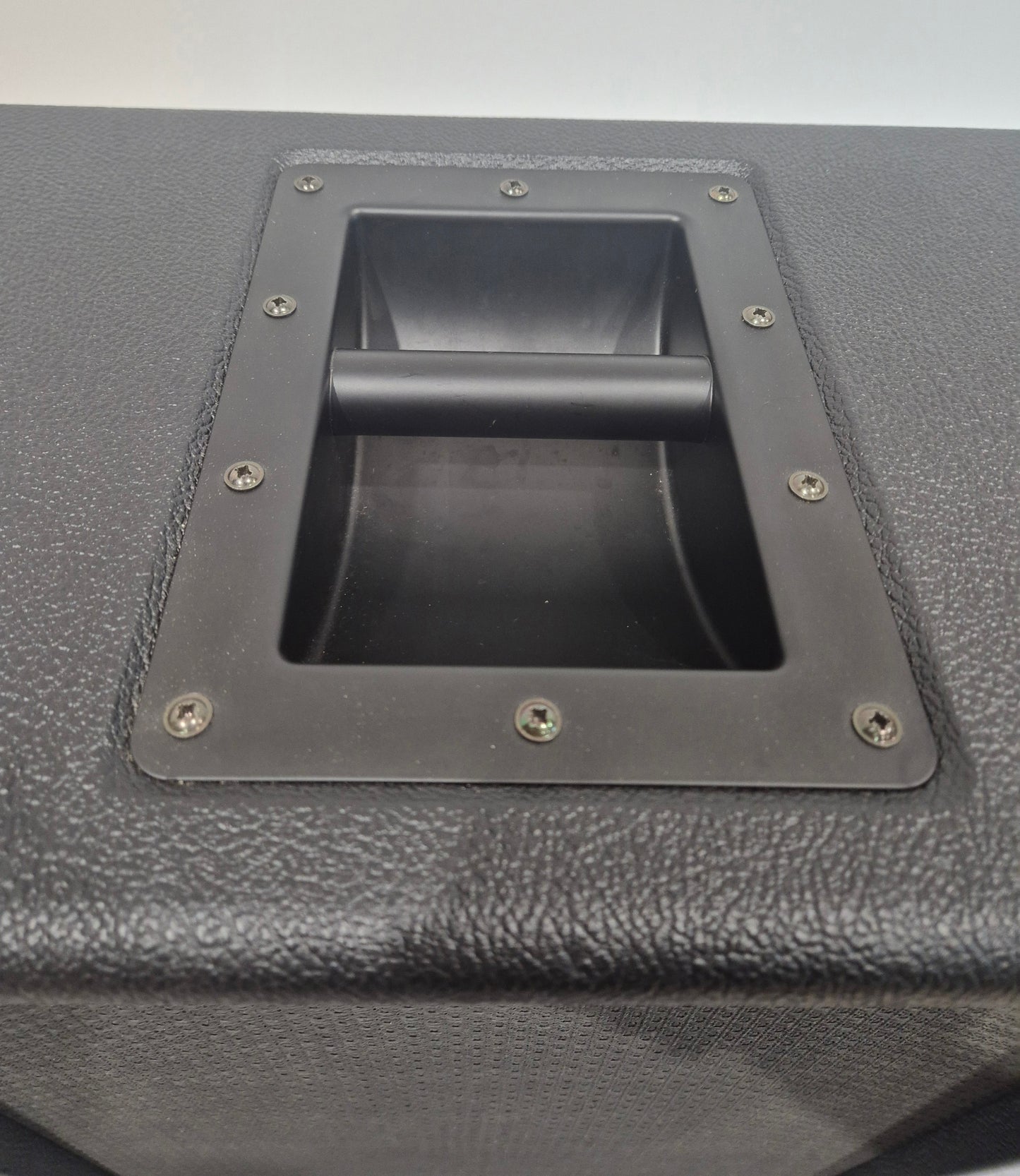 Victory V212-VH Cabinet - 2 x 12-Inch Speaker Cabinet - Black