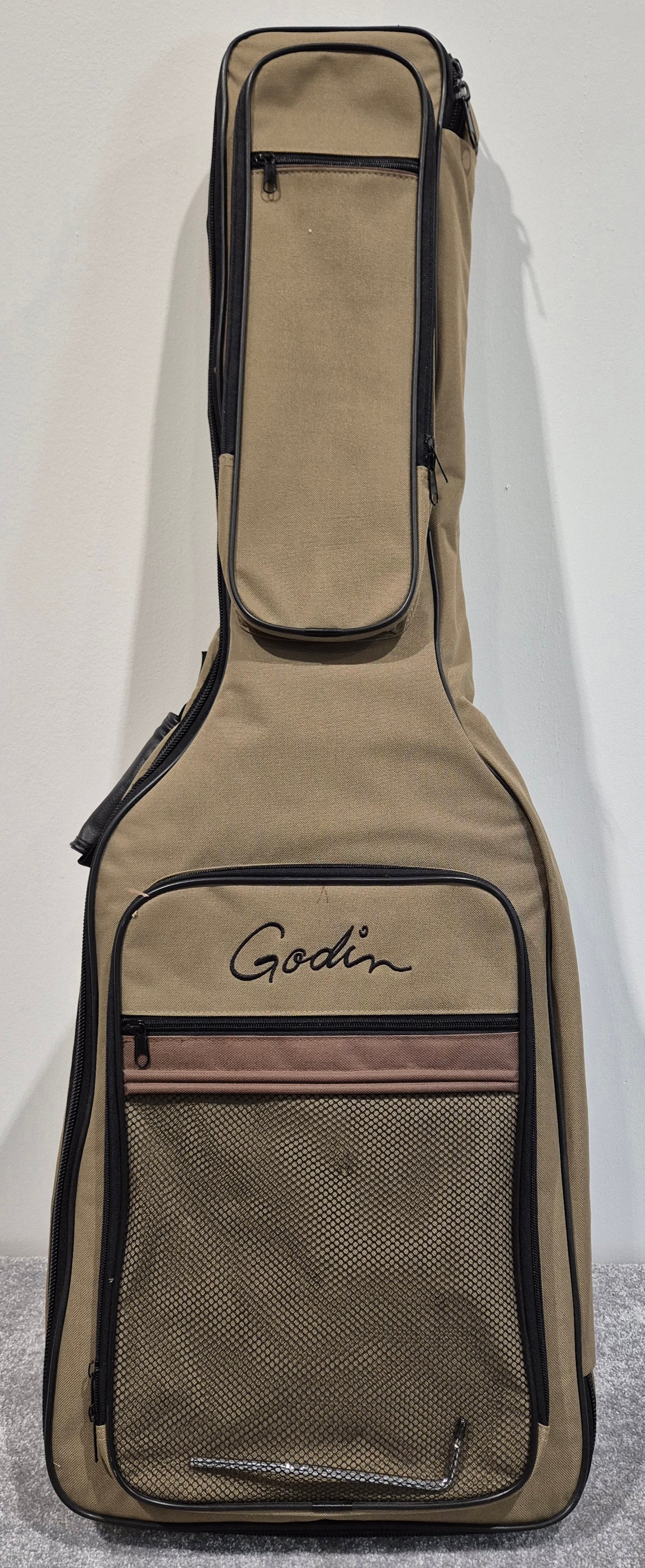 Godin Velocity Active Electric Guitar, Comes with Godin Soft Gig Bag + Tremolo Bar