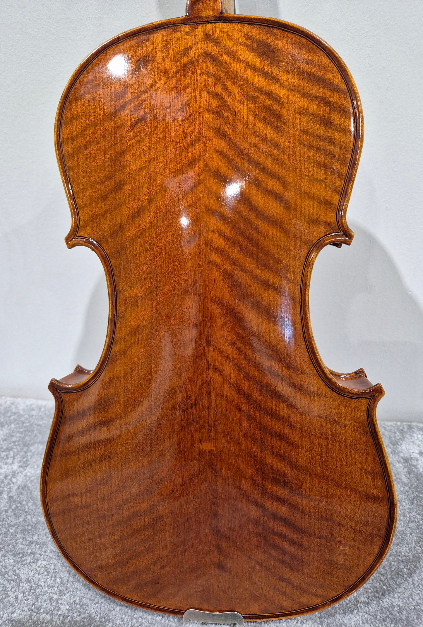 Hidersine Piacenza 1 Violin + Hard Case + 2 Quality Bows