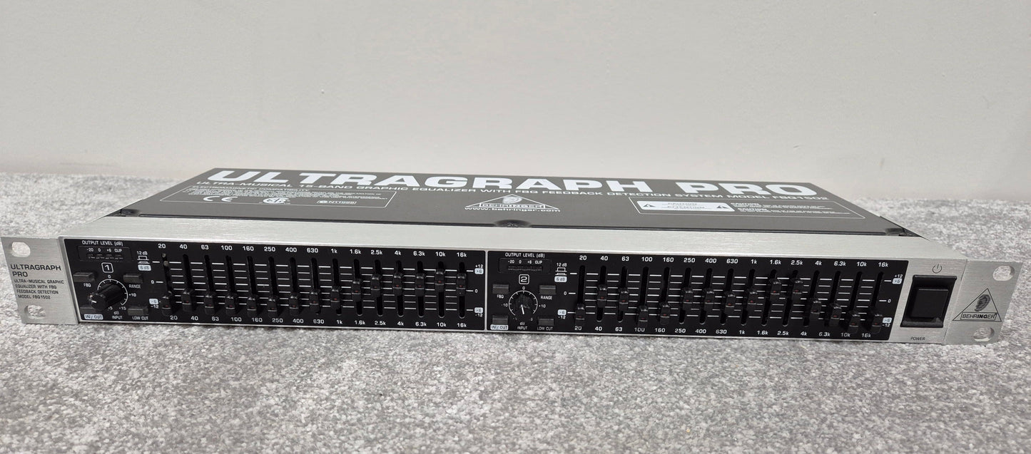 Behringer FBQ1502 Ultragraph Pro - 15-Band Stereo Graphic Equalizer