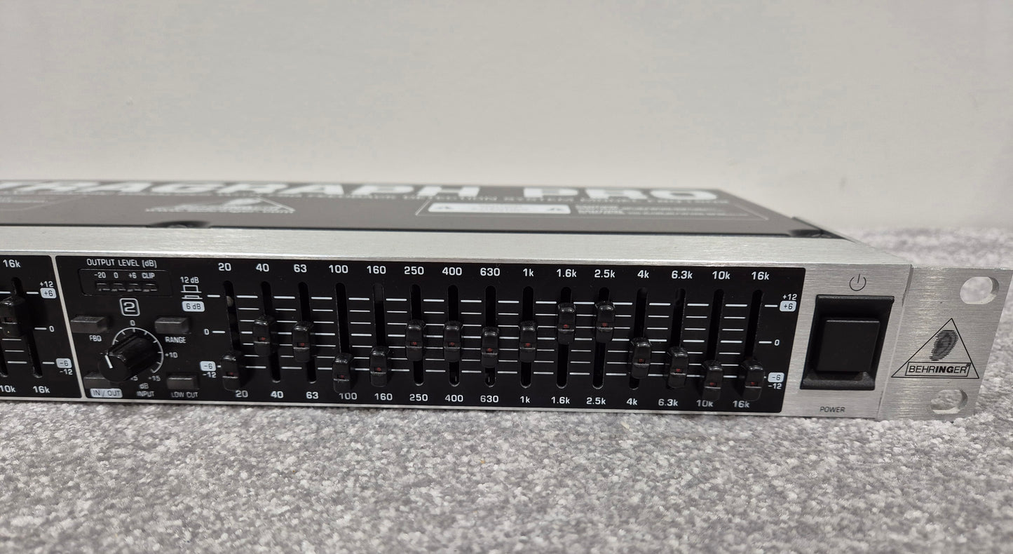 Behringer FBQ1502 Ultragraph Pro - 15-Band Stereo Graphic Equalizer