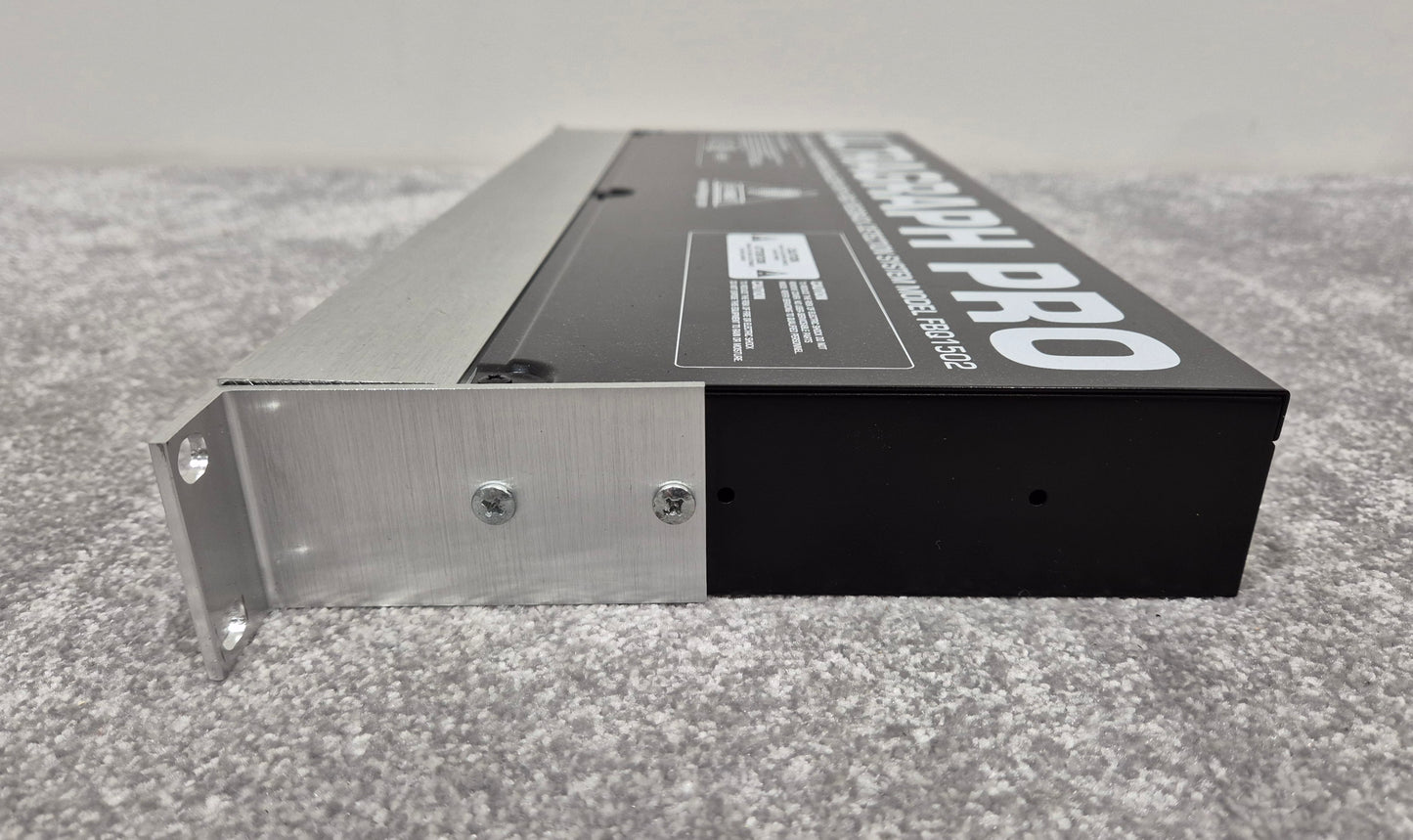 Behringer FBQ1502 Ultragraph Pro - 15-Band Stereo Graphic Equalizer