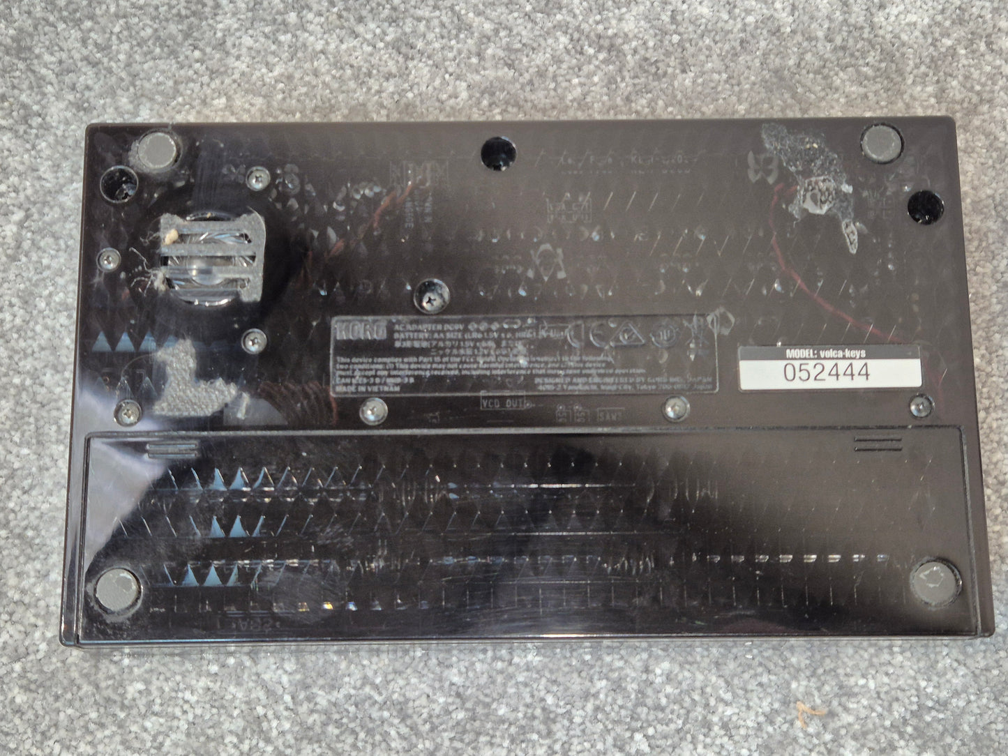 Korg Volca Keys - Compact Analog Lead Synthesizer - Battery Operated