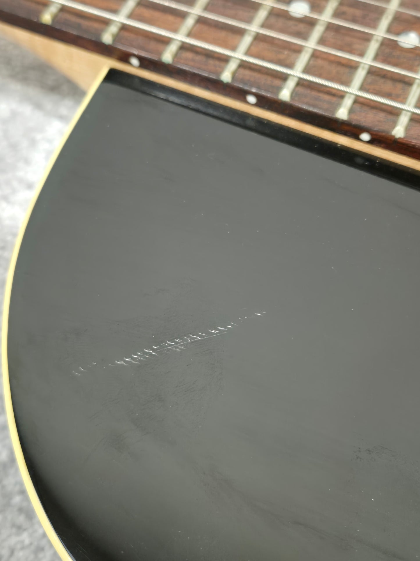 Yamaha AEX 500 - Semi Acoustic Hybrid Guitar Includes Yamaha Hard Case