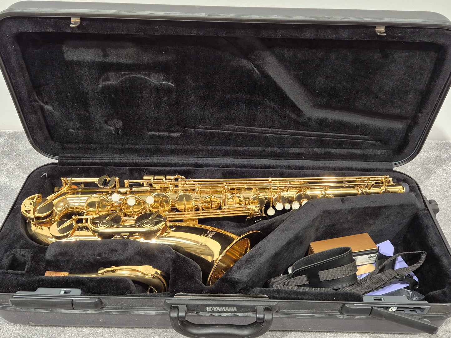 Yamaha YTS 275 Tenor Saxophone With Yamaha Hard Case - Mint Condition