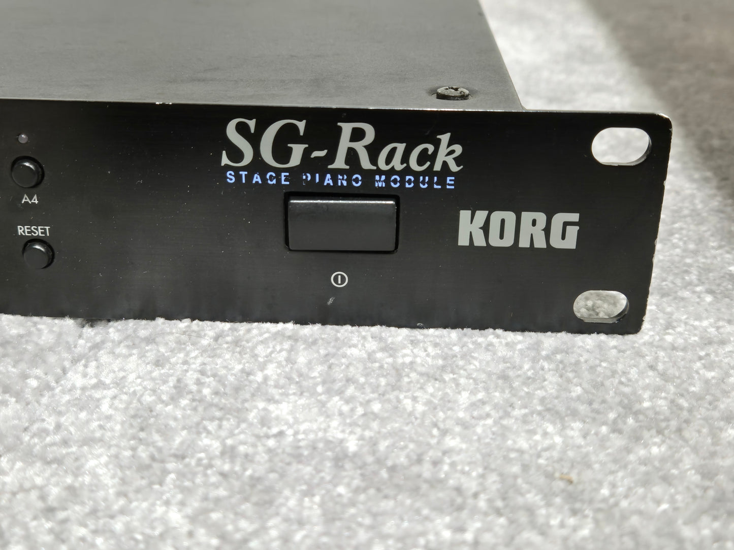 Korg SG Rack Module - Digital Synthesizer - Piano and Electric Piano Sounds