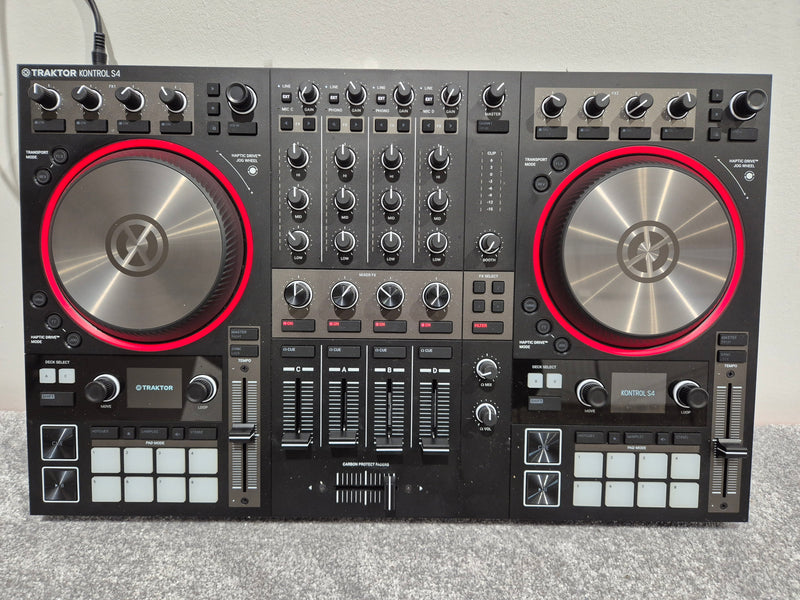 Native Instruments Traktor Kontrol S4 MK3 - 4 Channel DJ Controller - image 1