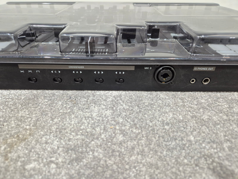 Native Instruments Traktor Kontrol S4 MK3 - 4 Channel DJ Controller - image 8