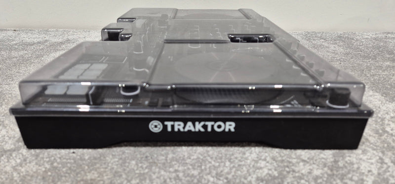 Native Instruments Traktor Kontrol S4 MK3 - 4 Channel DJ Controller - image 12
