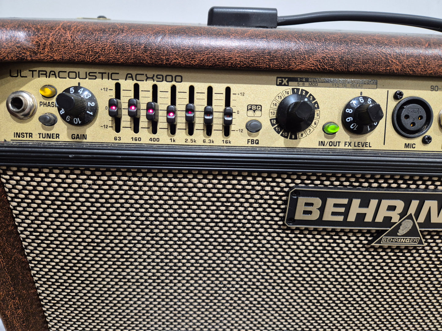 Behringer Ultracoustic ACX900 Amplifier - 2 Channel Stereo Acoustic + Footswitch