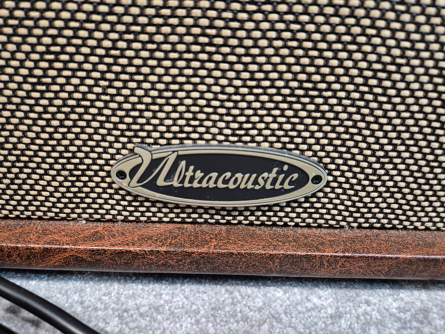 Behringer Ultracoustic ACX900 Amplifier - 2 Channel Stereo Acoustic + Footswitch