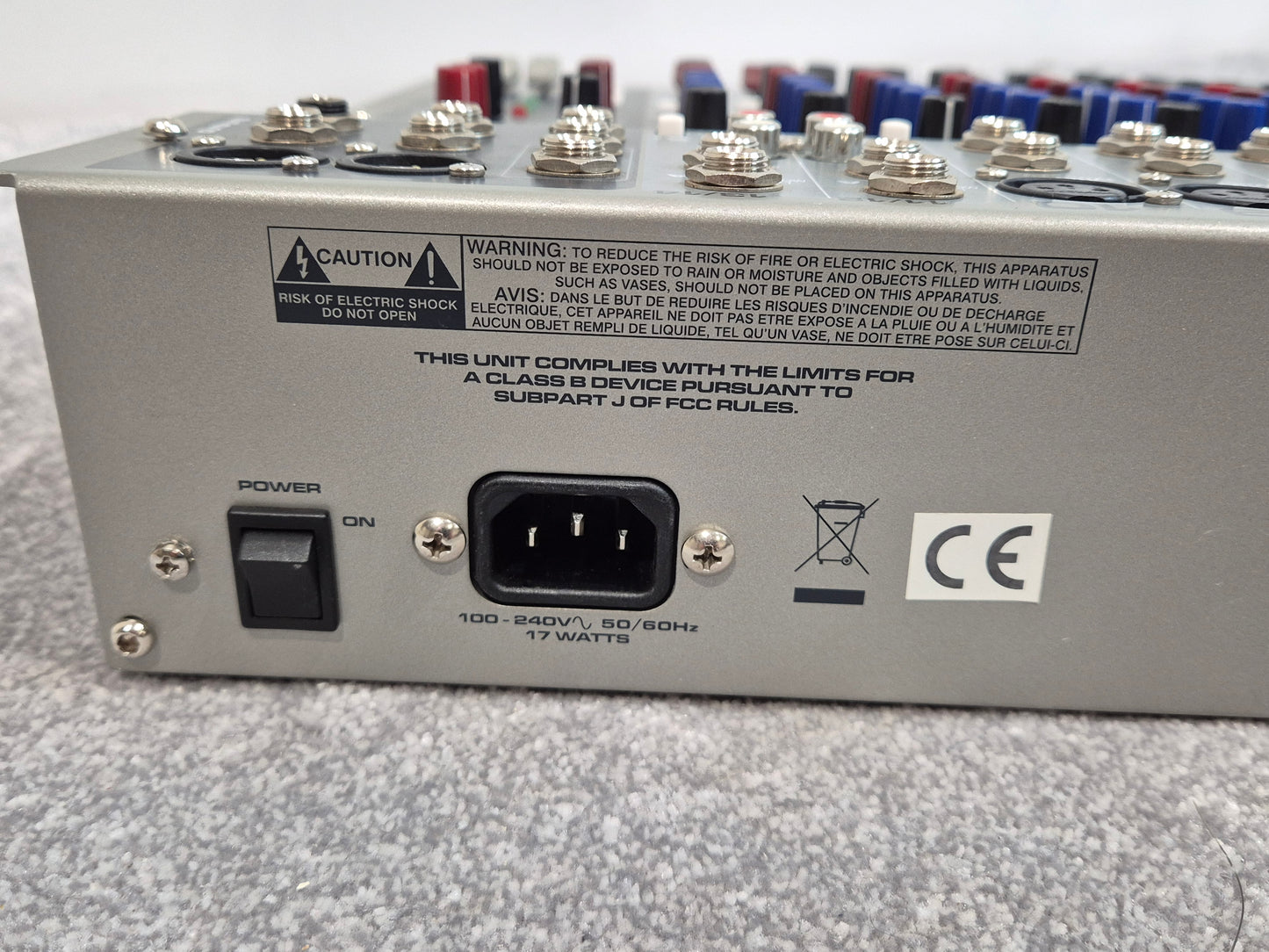 Peavey PV 14 USB Mixer - 14-Channel Mixer - Built-in DSP Effects