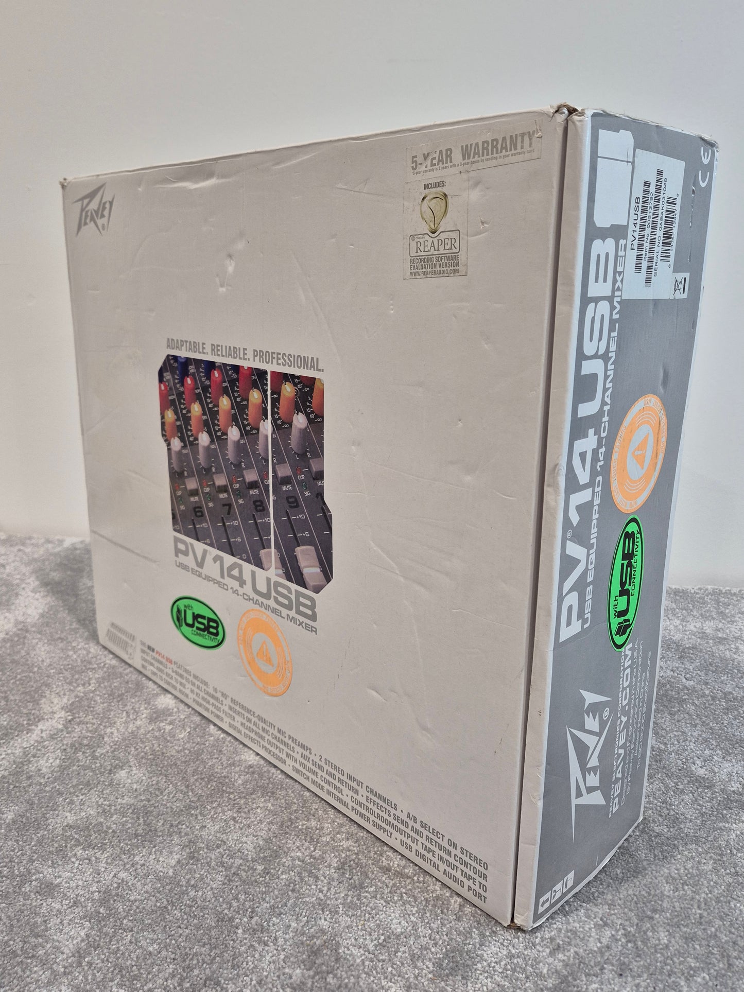 Peavey PV 14 USB Mixer - 14-Channel Mixer - Built-in DSP Effects