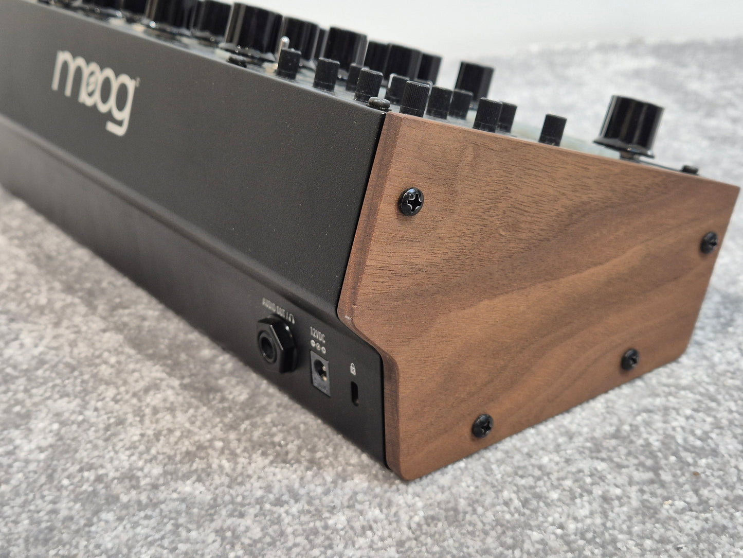 Moog Subharmonicon - Semi-Modular Polyrhythmic Analog Synthesizer