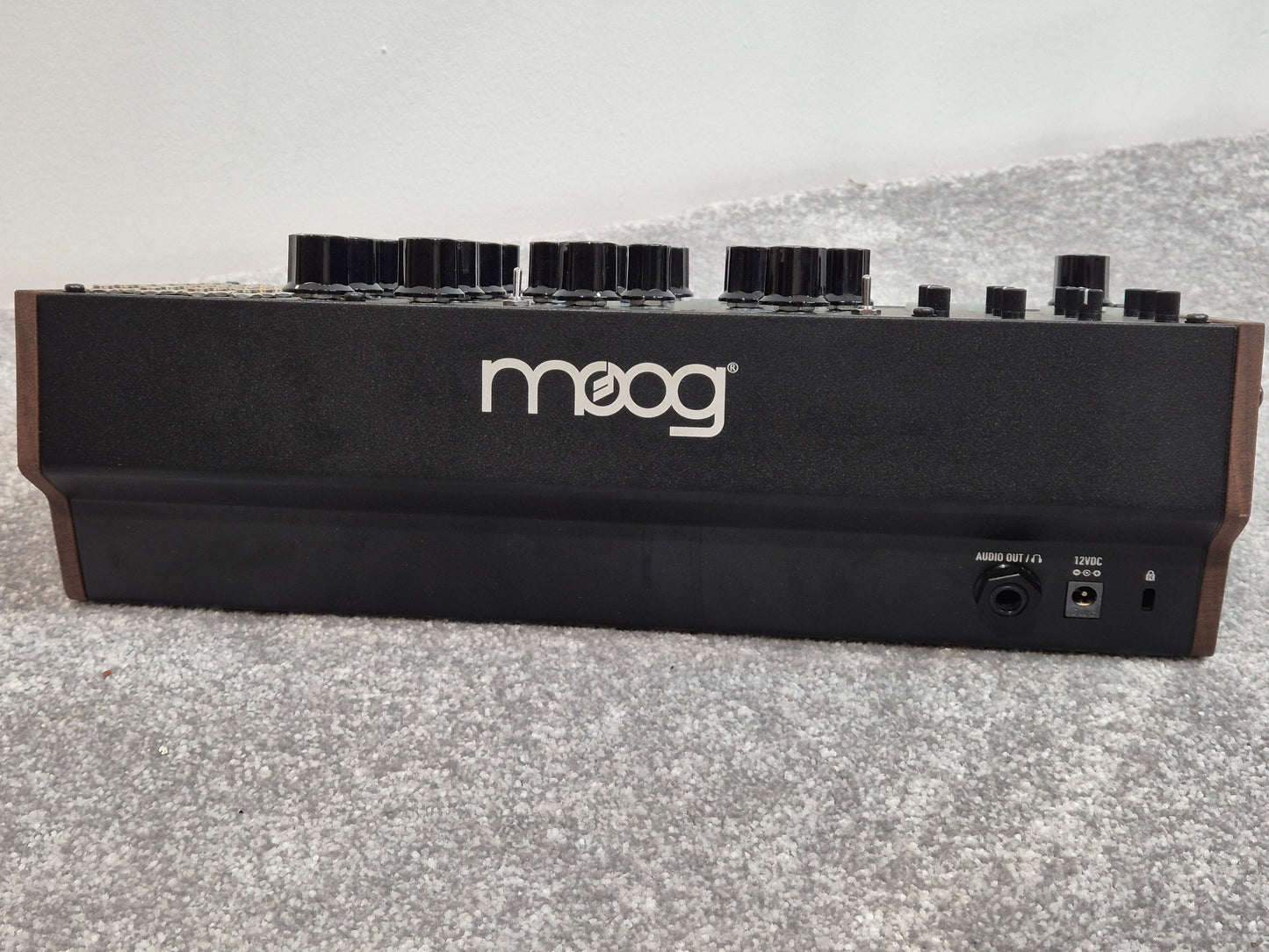 Moog Subharmonicon - Semi-Modular Polyrhythmic Analog Synthesizer