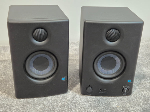 Presonus Eris 3.5 Studio Monitors - 3.5-inch Woofer, 1-inch Silk-Dome Tweeter - Excellent