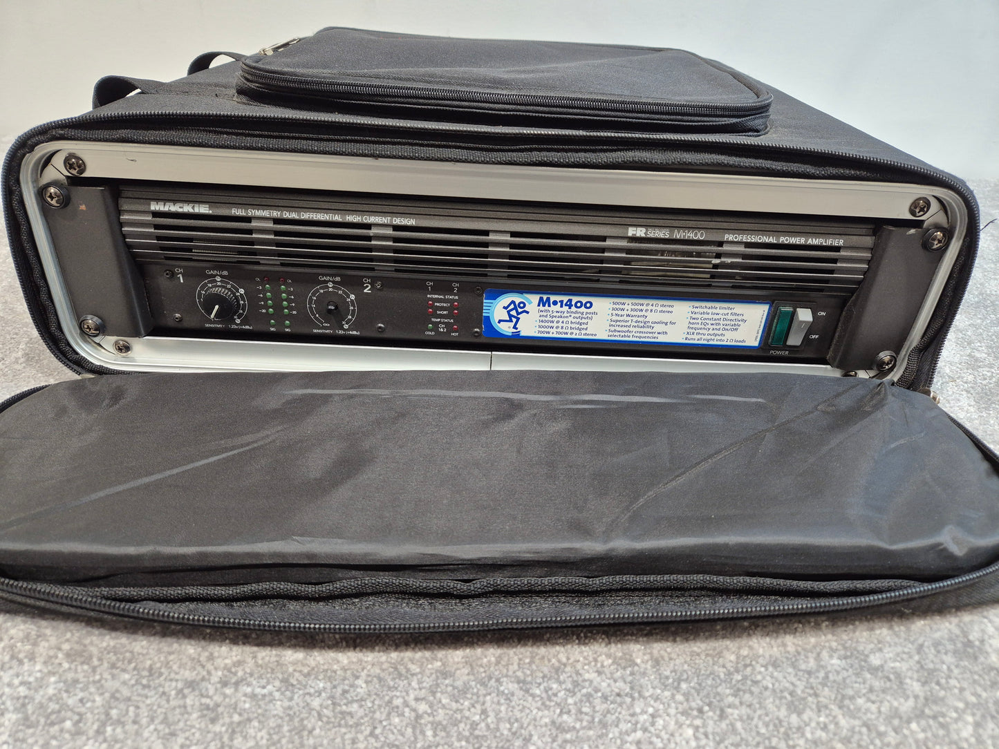 Mackie FR M1400 Amplifier - Dual-Channel - High-Power Output Amplifier