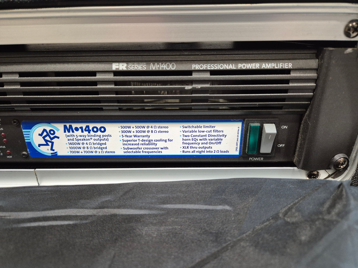 Mackie FR M1400 Amplifier - Dual-Channel - High-Power Output Amplifier
