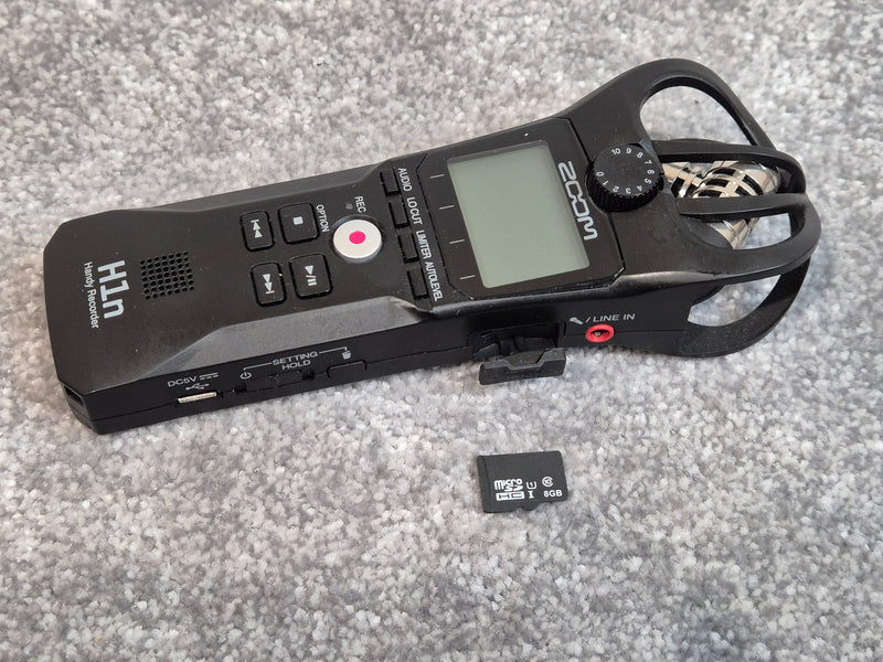 Zoom H1n - Portable High-Resolution Audio Recorder with Original Box - image 3
