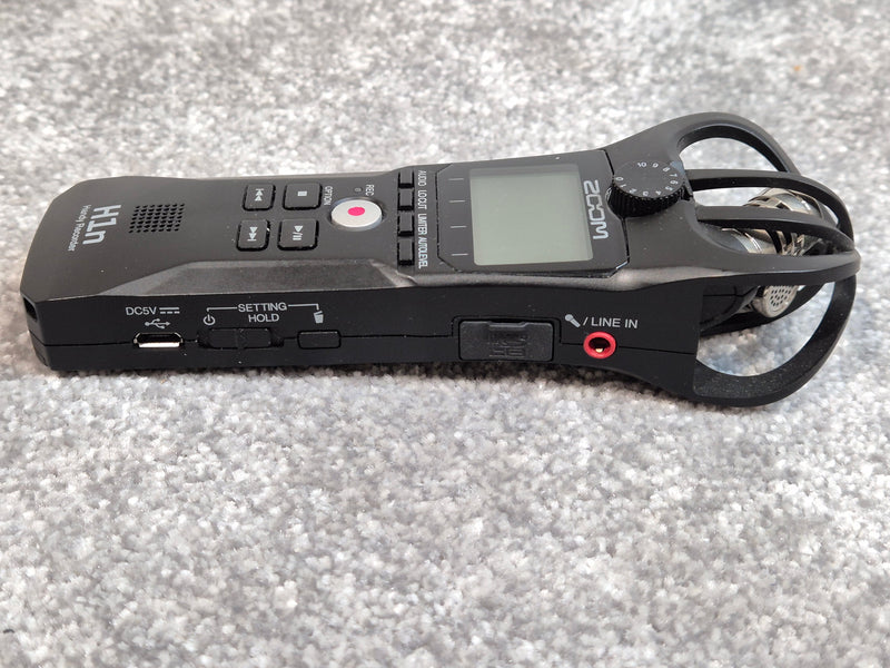 Zoom H1n - Portable High-Resolution Audio Recorder with Original Box - image 2