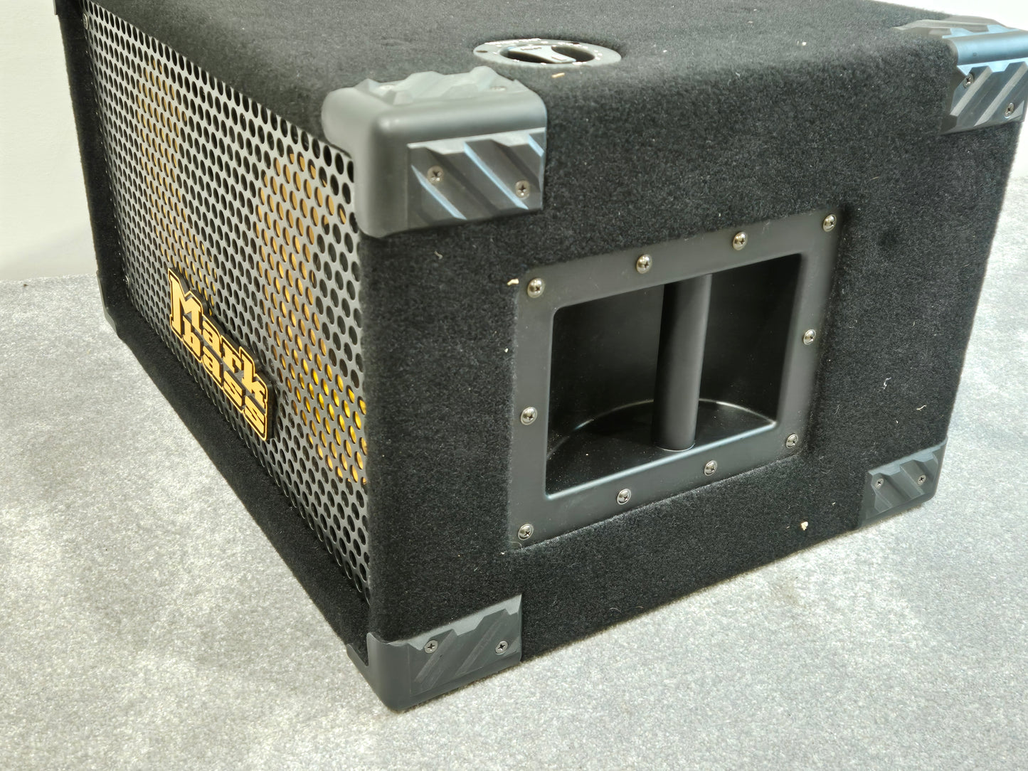 MarkBass Traveler 102 - 400W RMS Bass Speaker Cabinet