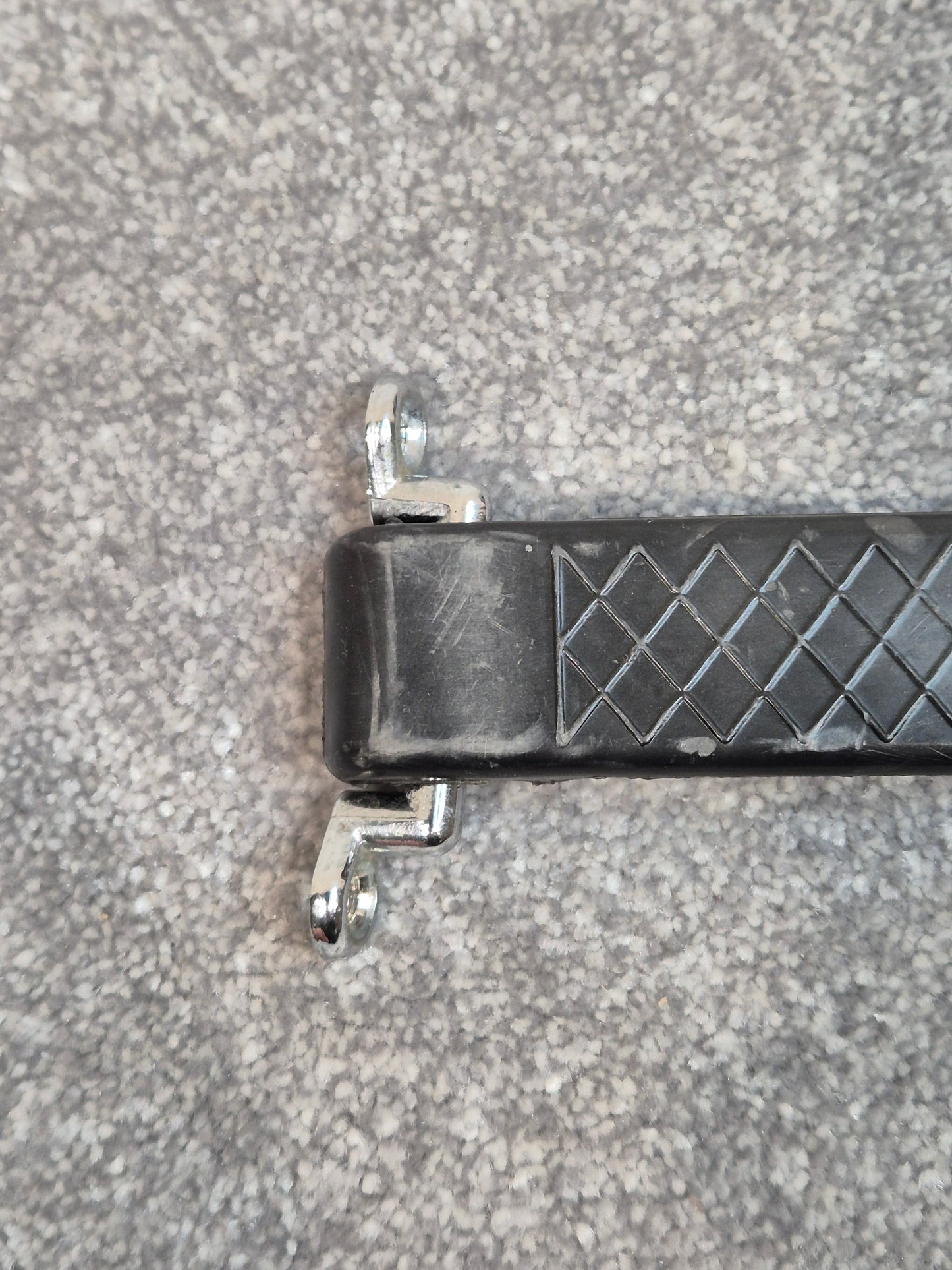Original Replacement Vox Handle with Brackets for Vox Amplifiers
