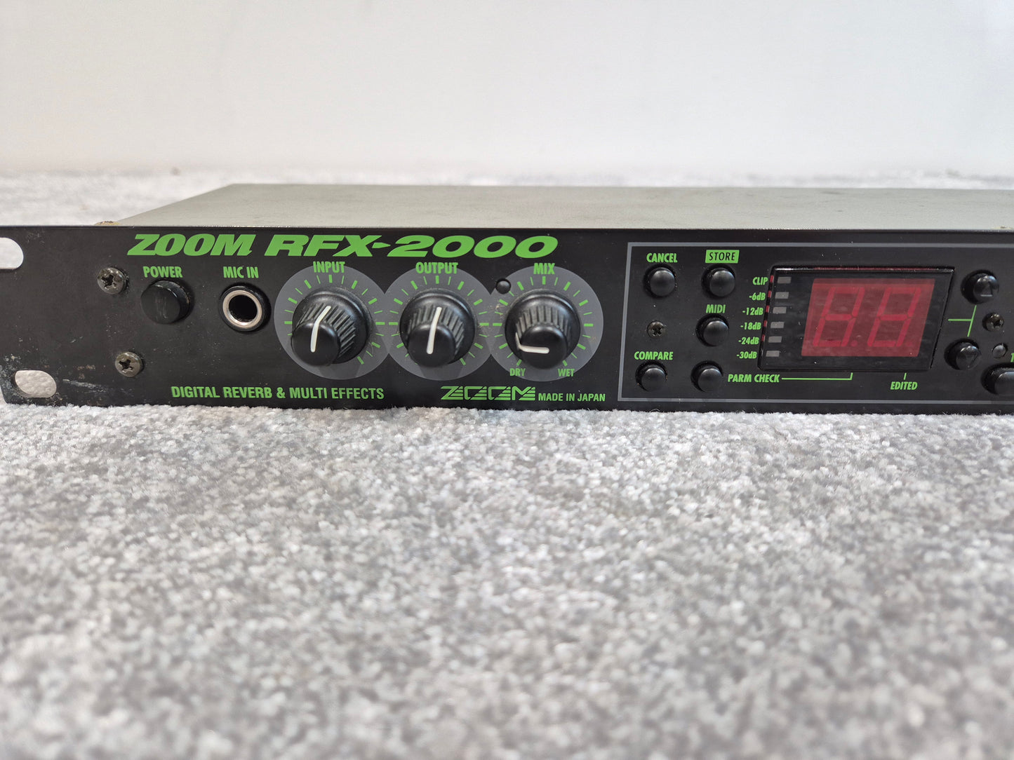 Zoom RFX-2000 - Digital Reverb And Multi-Effects Processor - Rack Mounted