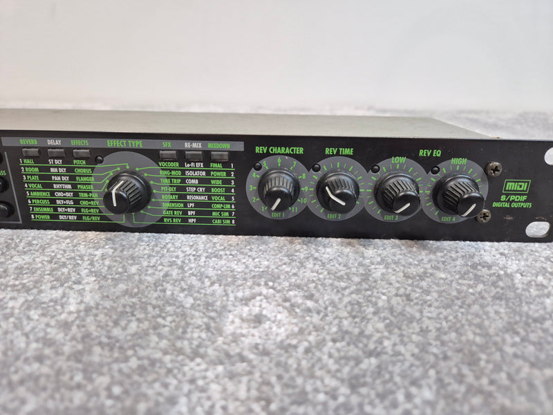 Zoom RFX-2000 - Digital Reverb And Multi-Effects Processor - Rack Mounted - image 3